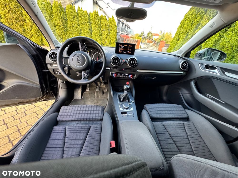 Audi A3 Sportback 2.0 TDI Attraction - 19