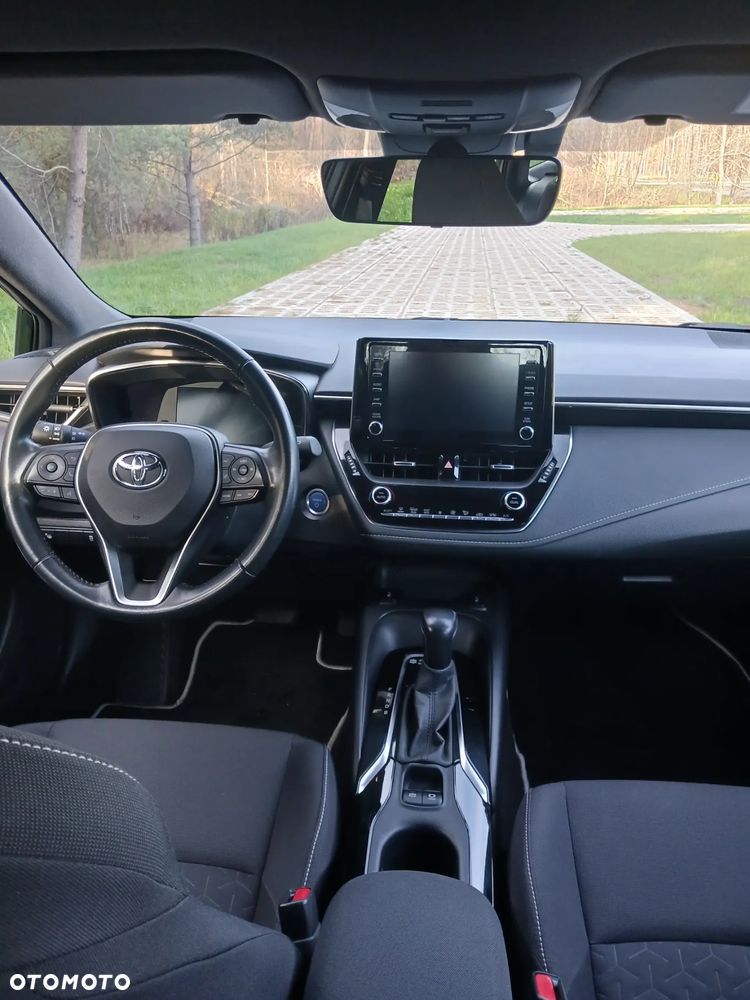 Toyota Corolla 1.8 Hybrid Comfort - 26