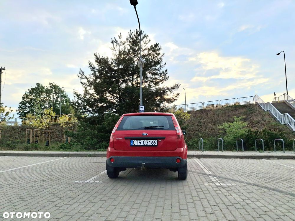 Ford Fiesta 1.3 - 4