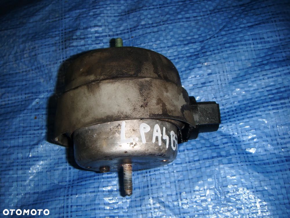audi a4 b7 3.2 v6 poduszka silnika lewy przód - 1