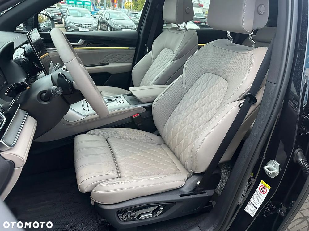 BYD Tang Flagship - 19