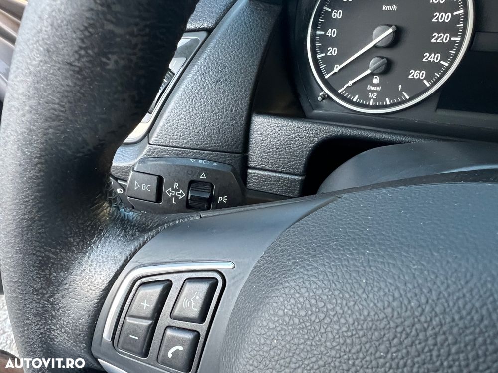 BMW X1 xDrive18d - 16