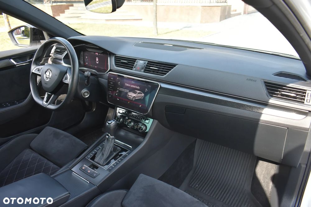 Skoda Superb 2.0 TDI SCR 4x4 Sportline DSG - 40