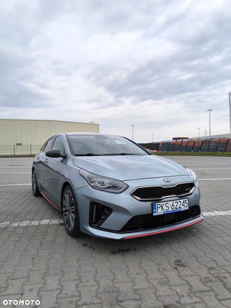 Kia ProCeed - 25