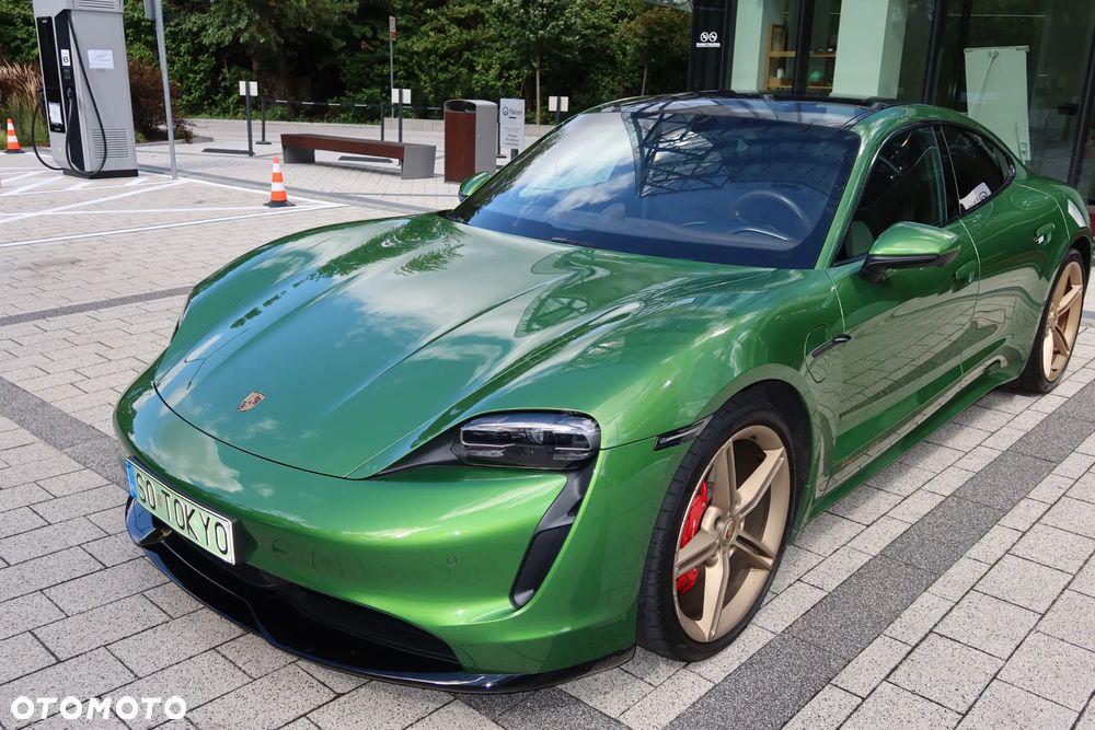 Porsche Taycan - 19