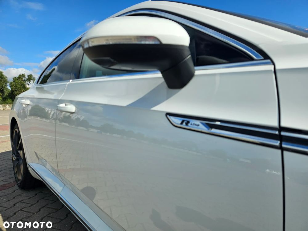 Volkswagen Arteon 2.0 TSI 4Motion R-Line DSG - 8