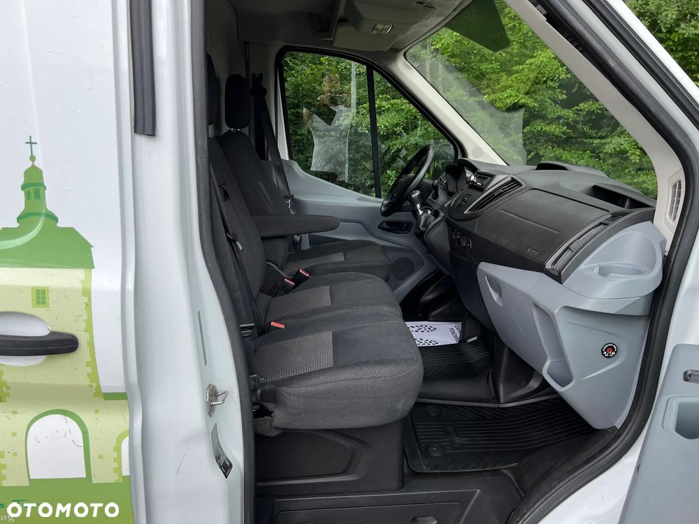 Ford Transit - 11