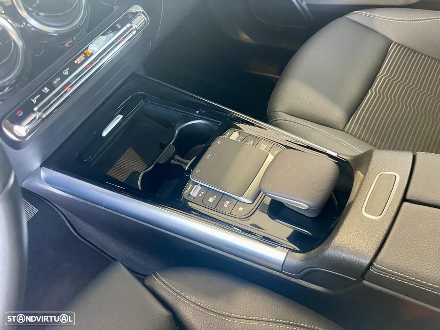 Mercedes-Benz GLA 250 e 8G-DCT Progressive - 17