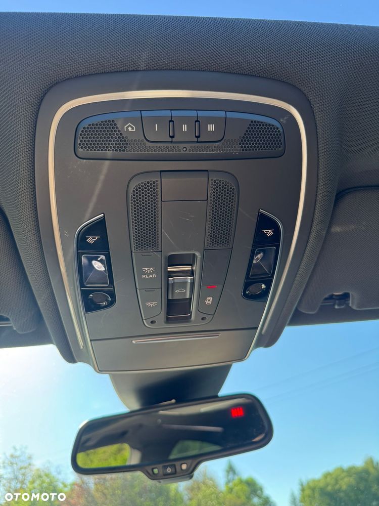 Audi A8 4.0 TFSI L Quattro - 24