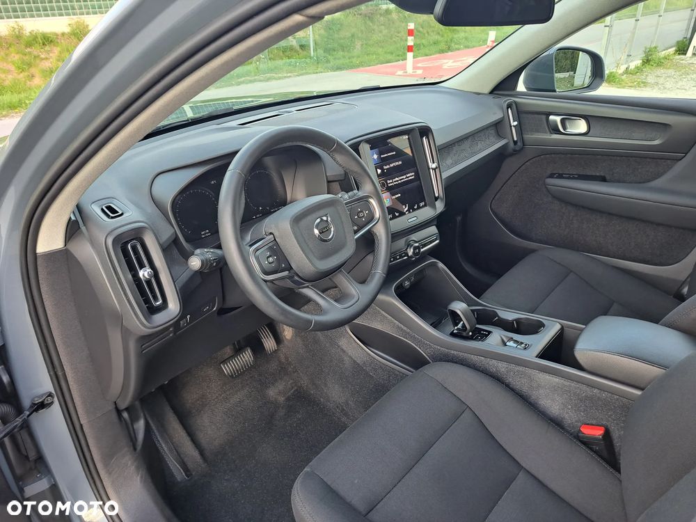 Volvo XC 40 T2 Essential - 11