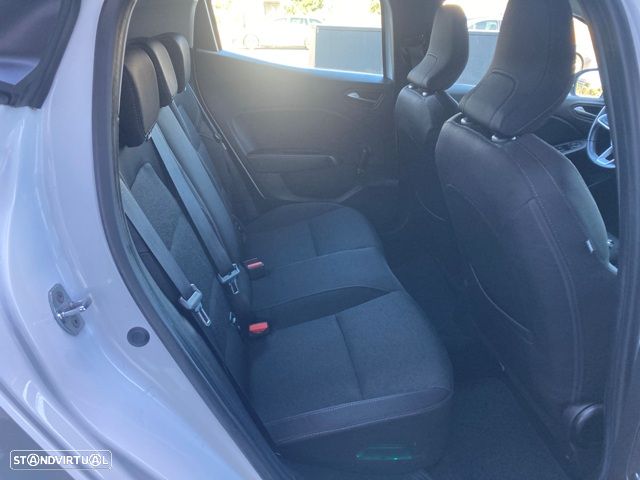Renault Clio TCe 100 INTENS - 31