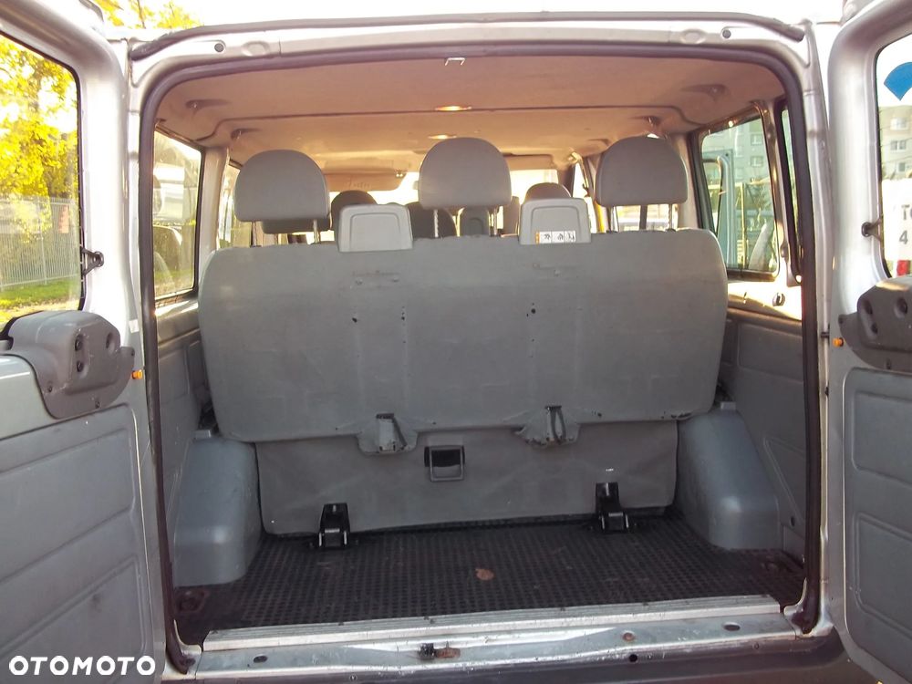 Ford Transit - 10