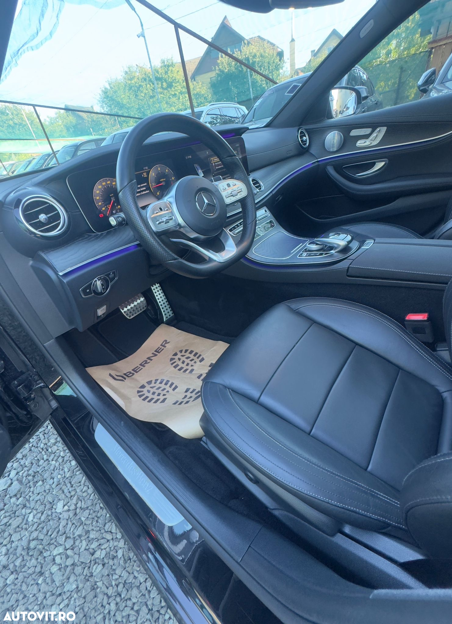 Mercedes-Benz E - 5