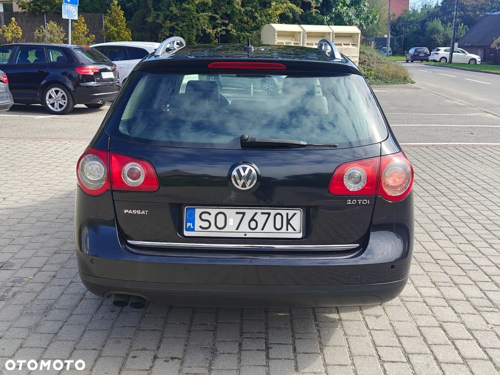 Volkswagen Passat 2.0 Blue TDI SCR Highline - 13