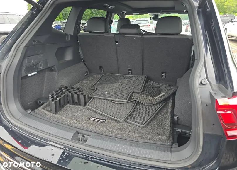 Volkswagen Tiguan - 10