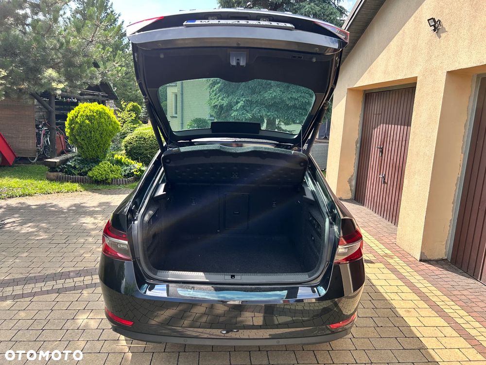 Skoda Superb 2.0 TSI Ambition DSG - 8