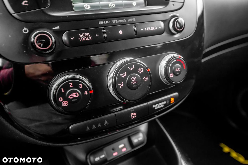 Kia Soul 1.6 GDI L Business Line EU6 - 23