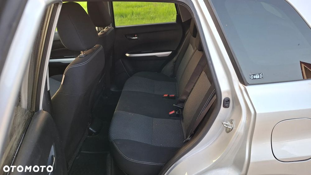Suzuki Vitara 1.6 DDiS (4x4) Allgrip Comfort - 14