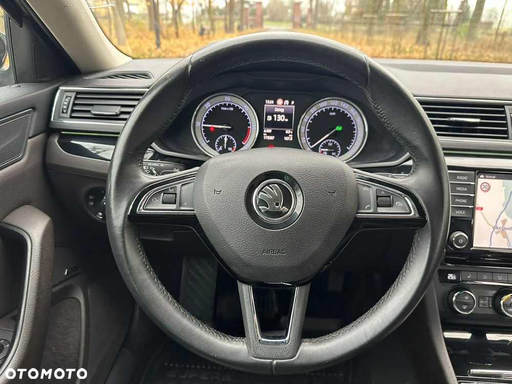 Skoda Superb - 38
