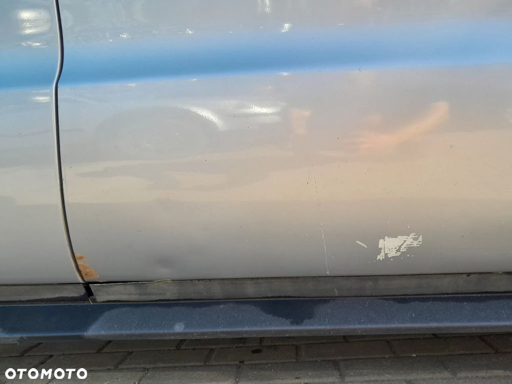 MERCEDES W168 DRZWI PRAWE PRZEDNIE PRAWY PRZÓD KOLOR: 706 - 4