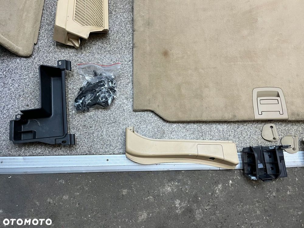 Wnetrze tapicerka boczki podloga bagaznika BMW X5 E70 5 osob beżowe - 5