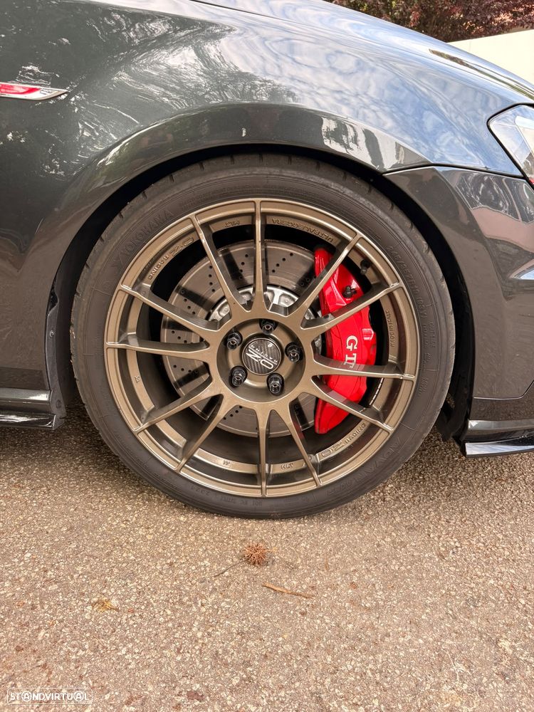 VW Golf GTI Clubsport DSG - 12