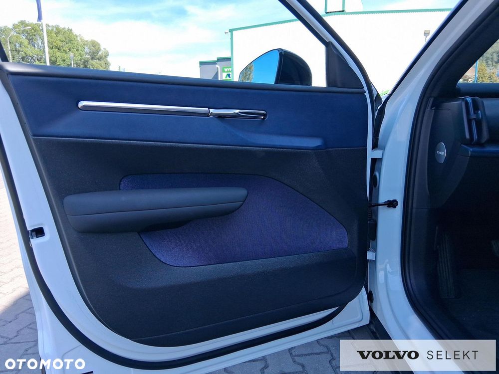 Volvo EX30 - 17
