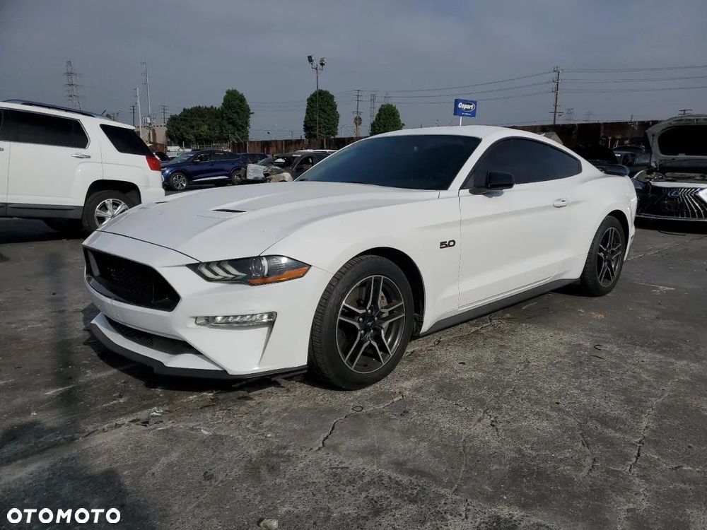 Ford Mustang 5.0 V8 GT - 1