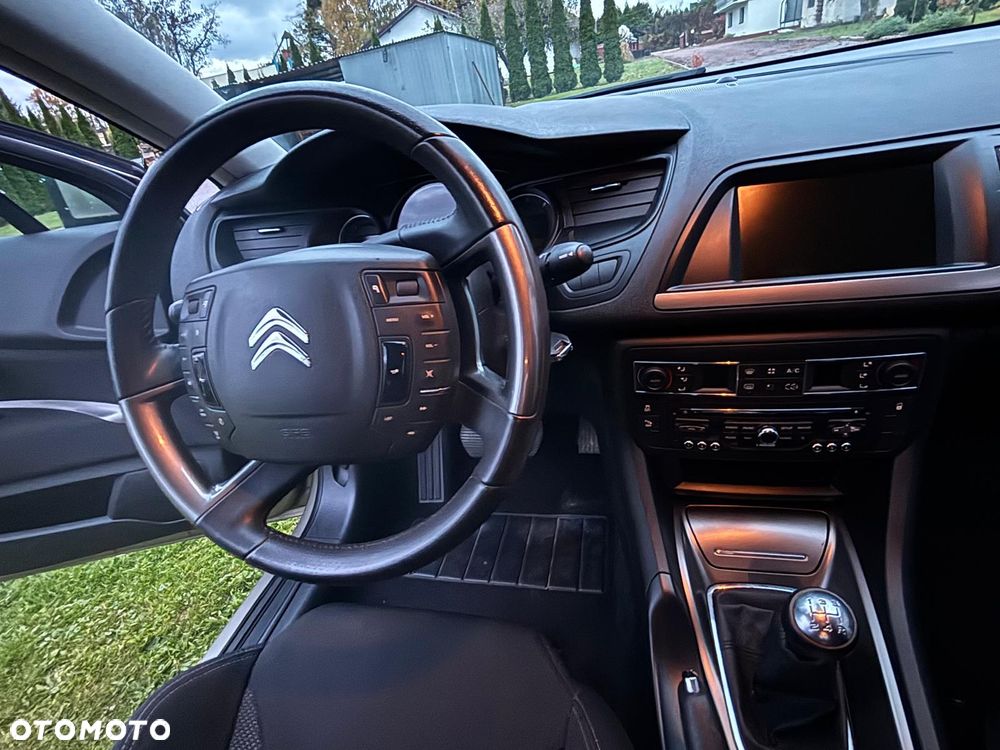 Citroën C5 1.6 HDi Attraction - 12