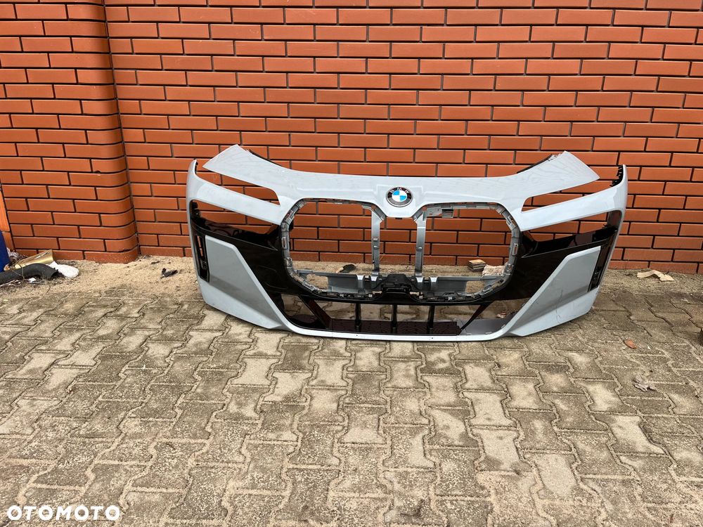 ZDERZAK BMW SERIA 7 G70 - 1