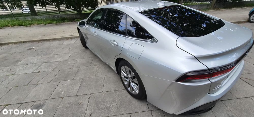 Toyota Mirai Advanced - 7