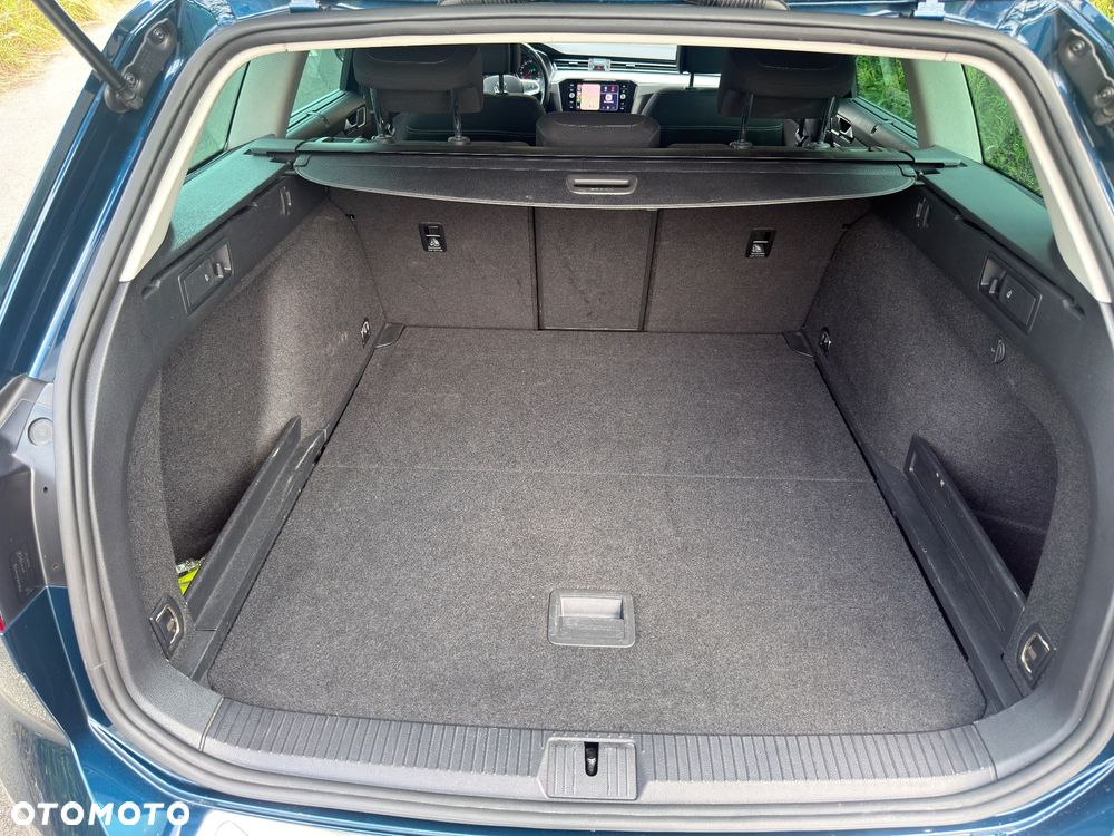 Volkswagen Passat 2.0 TDI EVO Elegance DSG - 14
