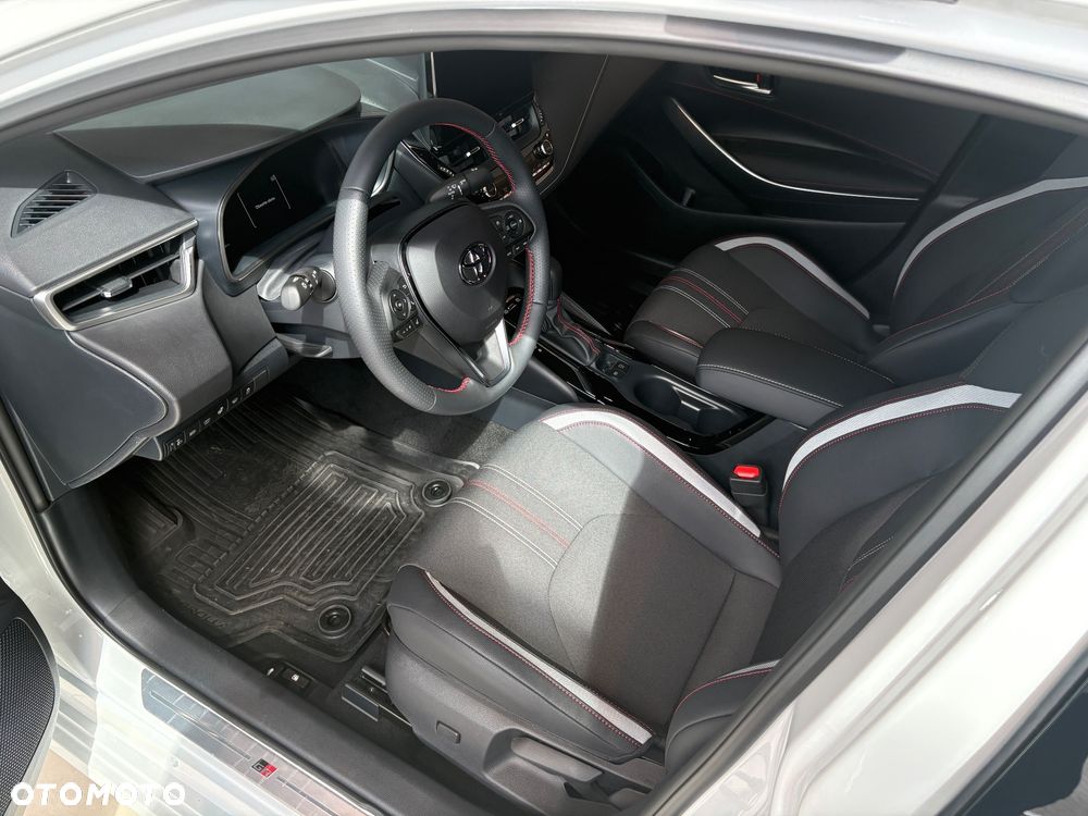 Toyota Corolla 1.8 Hybrid GR Sport - 8