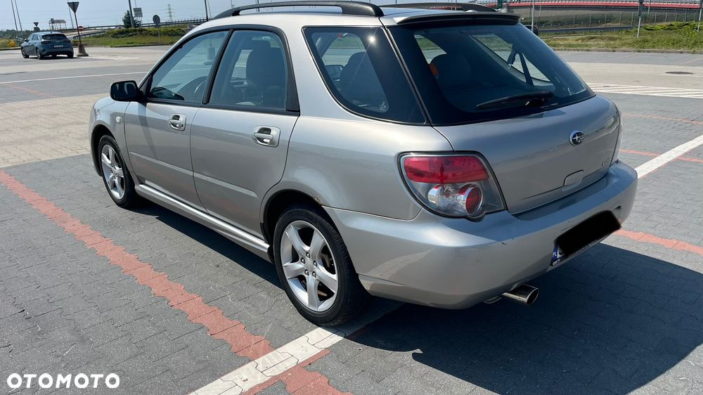 Subaru Impreza SW 2.0 RC - 4