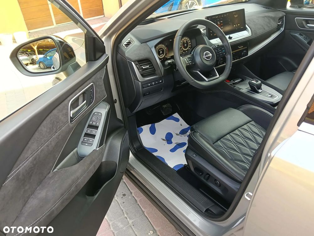 Nissan Qashqai 1.3 DIG-T MHEV Xtronic Tekna+ - 14