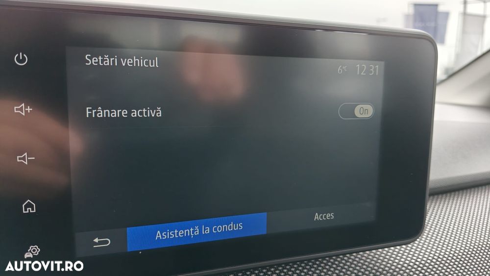 Dacia Logan TCe 90 Essential - 24