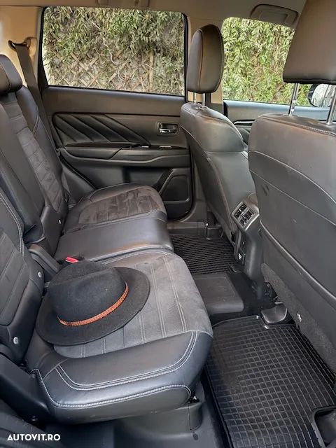 Mitsubishi Outlander 2.0L AS&G CVT Intense+ - 6