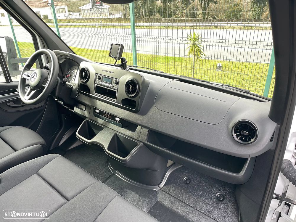 Mercedes-Benz Sprinter 515 CDI Contentor + Plataforma Elevatória - 20