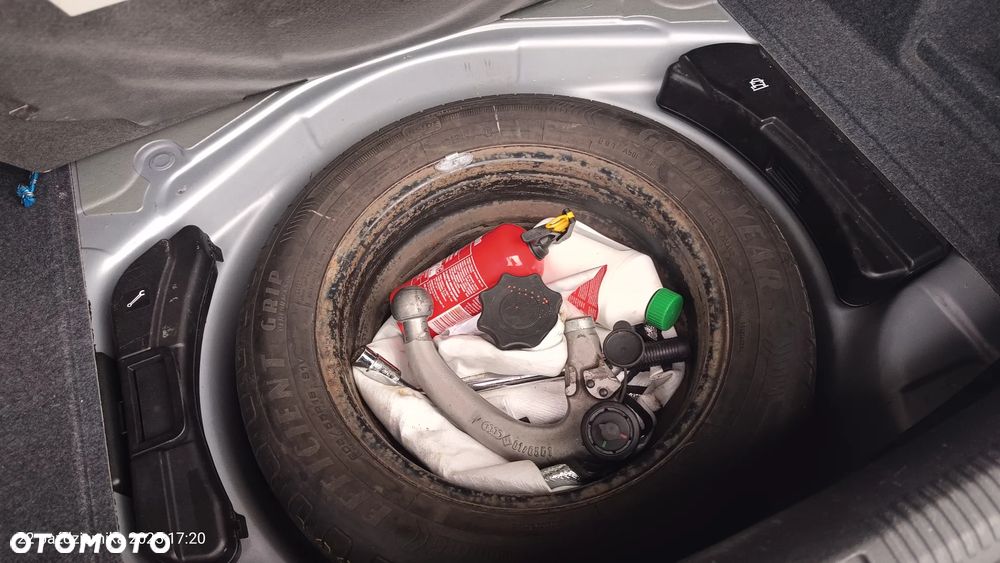 Audi A4 Limousine - 18