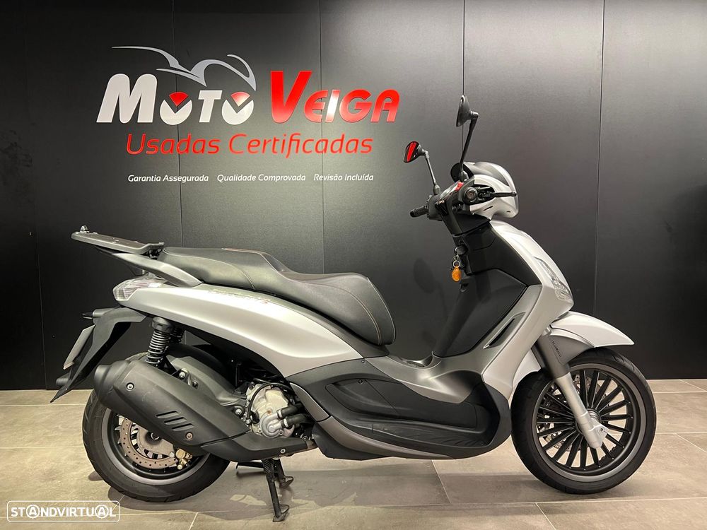 Piaggio Beverly 300 - 1