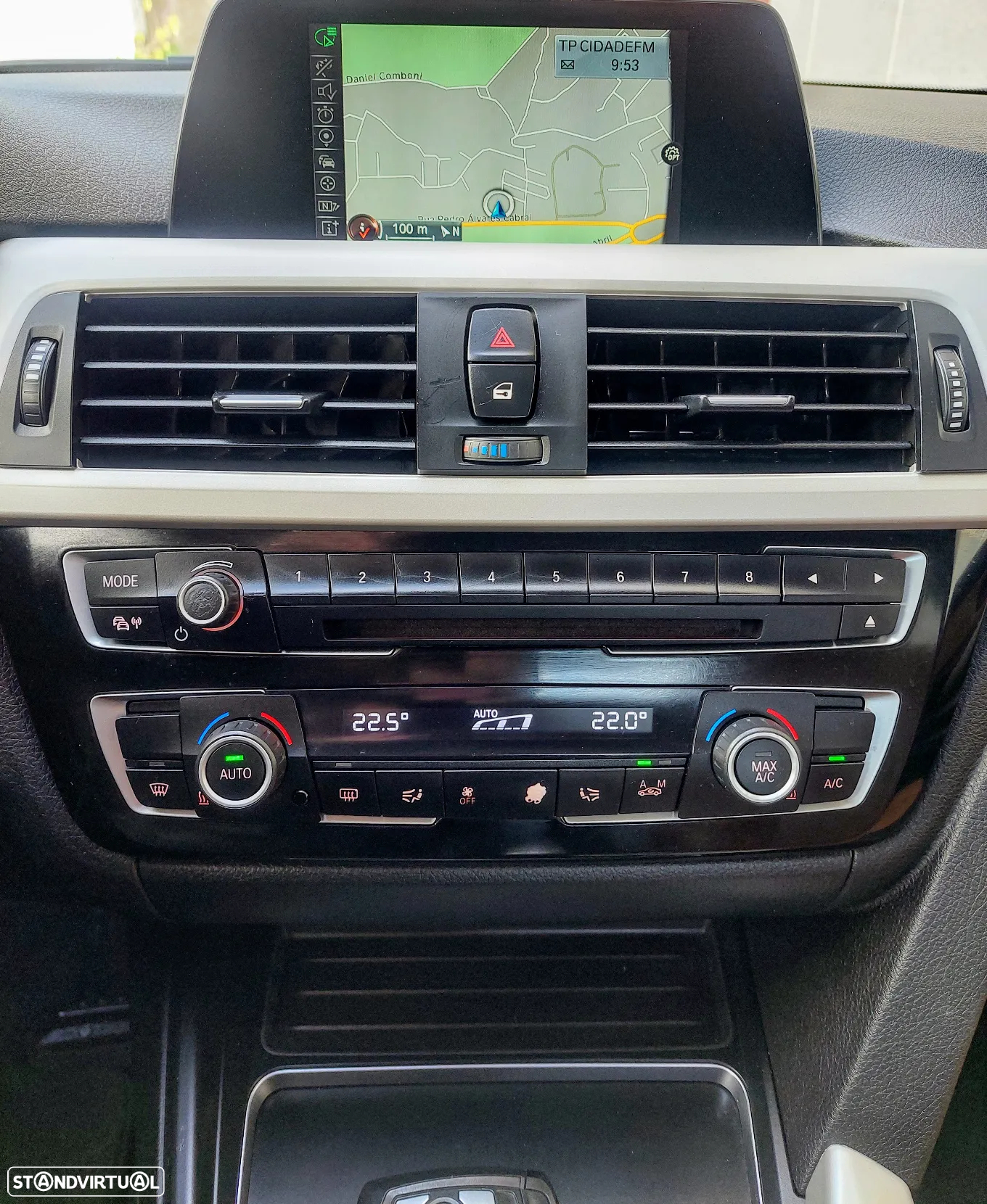 BMW 320 d Line Luxury - 34