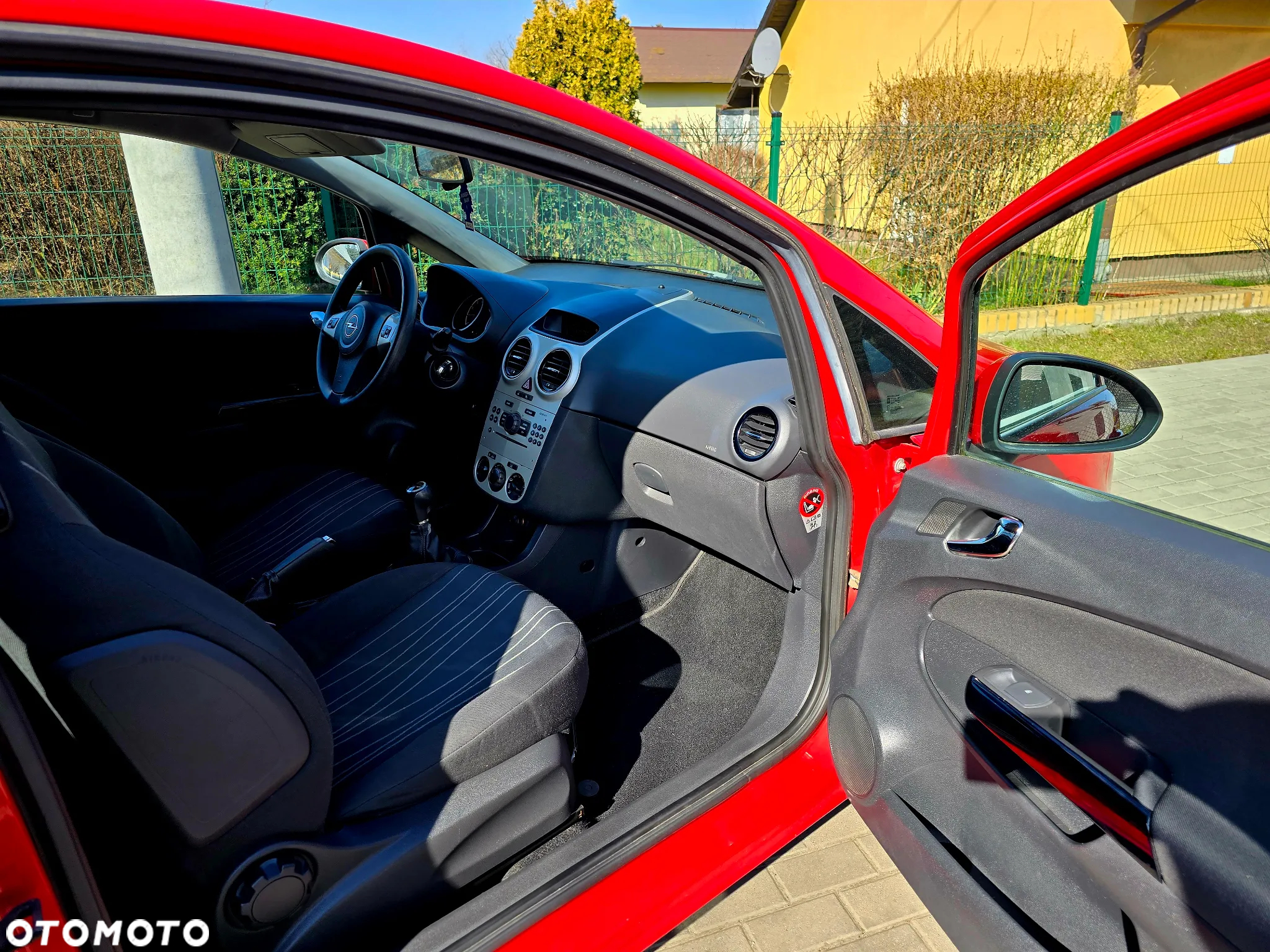 Opel Corsa 1.2 16V - 9