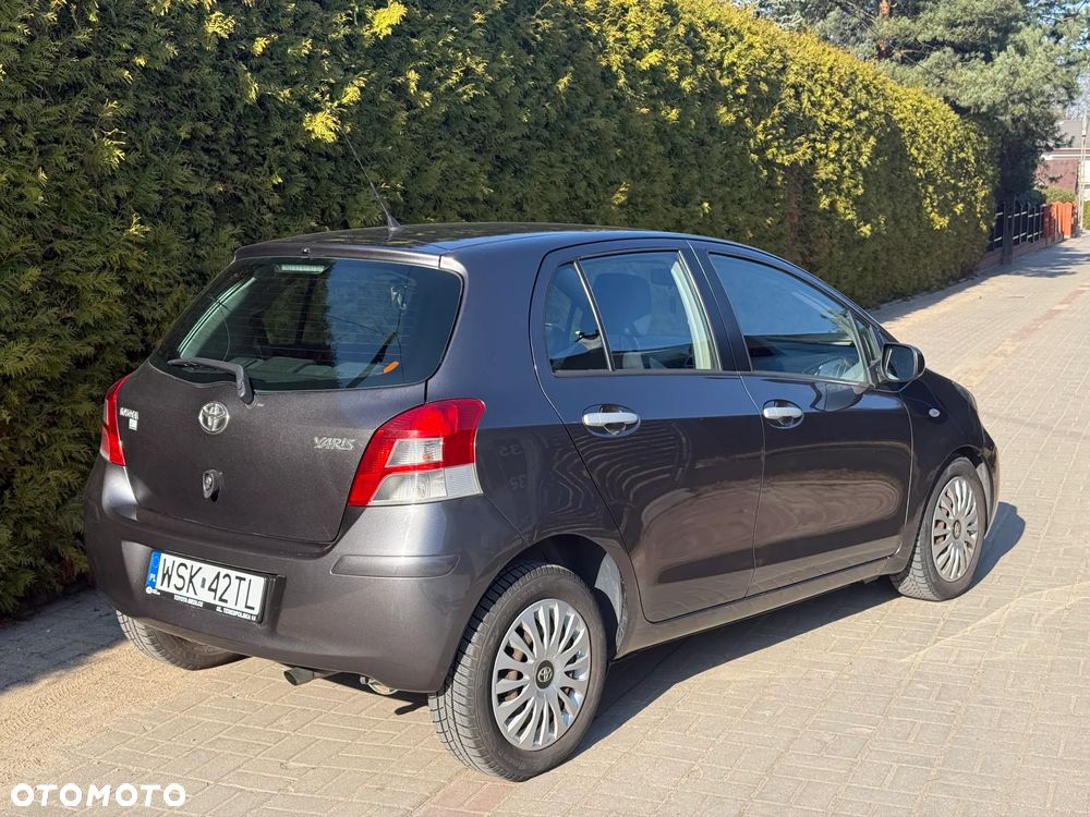 Toyota Yaris 1.33 Terra - 5