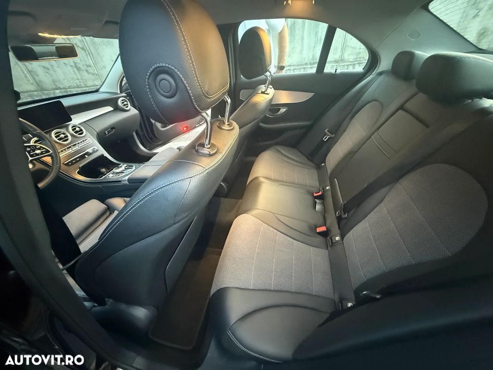 Mercedes-Benz C 220 d Aut - 16