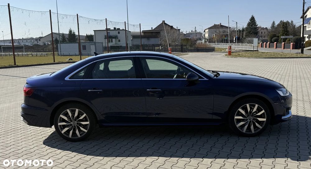Audi A4 Limousine 40 TFSI S tronic - 2
