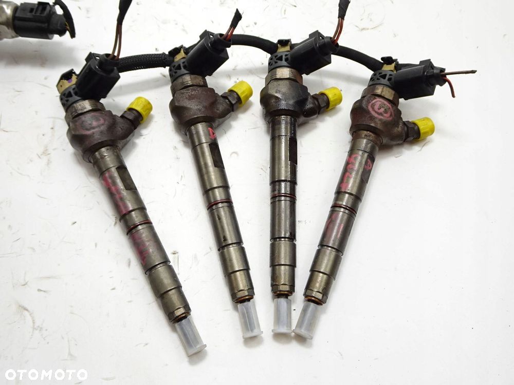 wtryskiwacze pompa zestaw kpl. vw golf vii octavia iii 1.6 tdi 105 km clh - 10