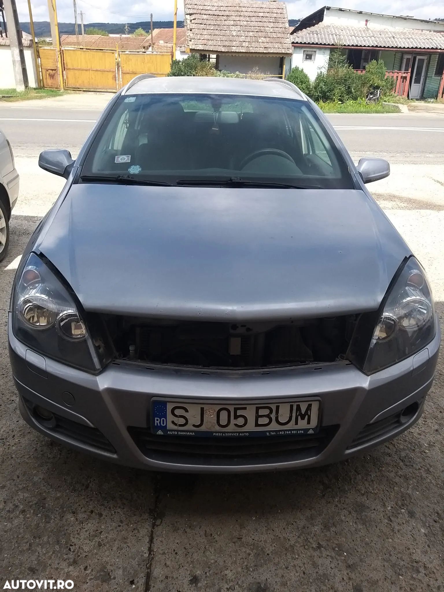 Dezmembram Opel Astra H 1.7 CDTI din 2006 - 1