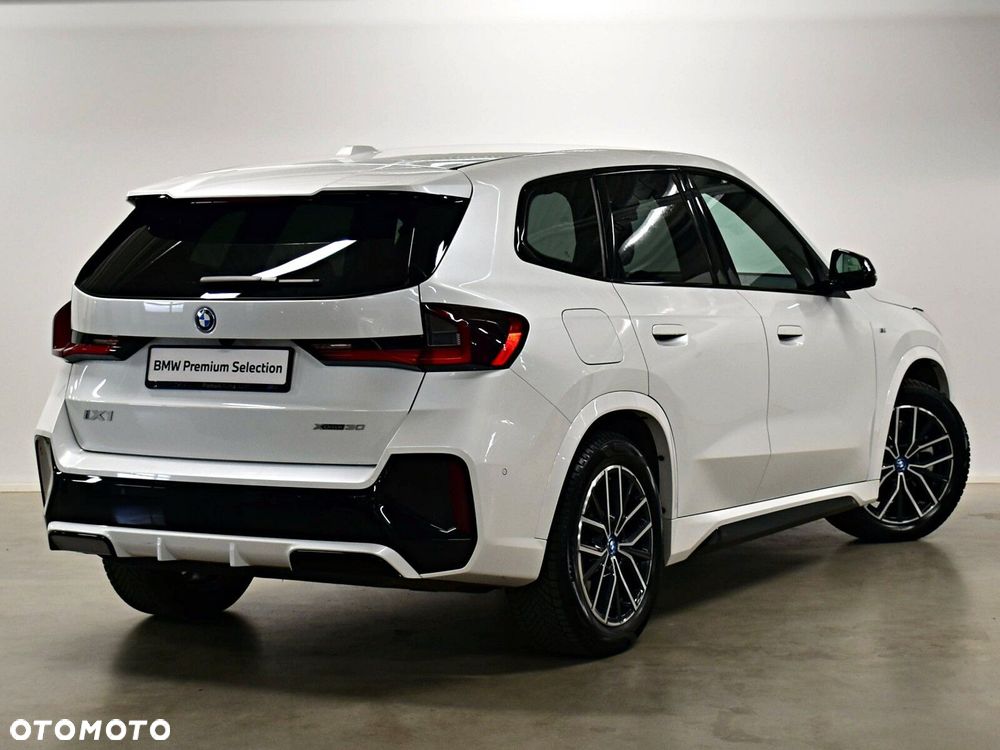 BMW iX1 - 6