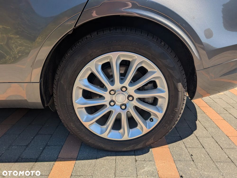 Land Rover Discovery 3.0 SDV6 SE - 29