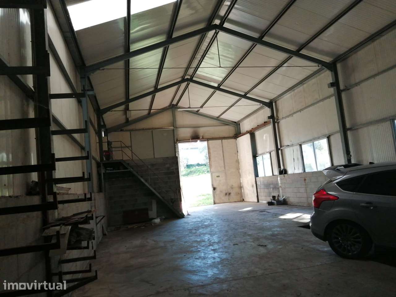 Armazém ara Venda ou Arrendamento arredores Leiria - Grande imagem: 2/3